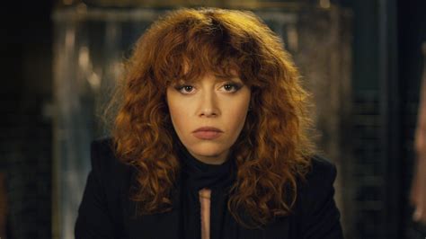  Russian Doll: Những Vòng Lặp Thời Gian Và Nỗi Loм Ngẩn Ngoraz Của Natasha Lyonne!